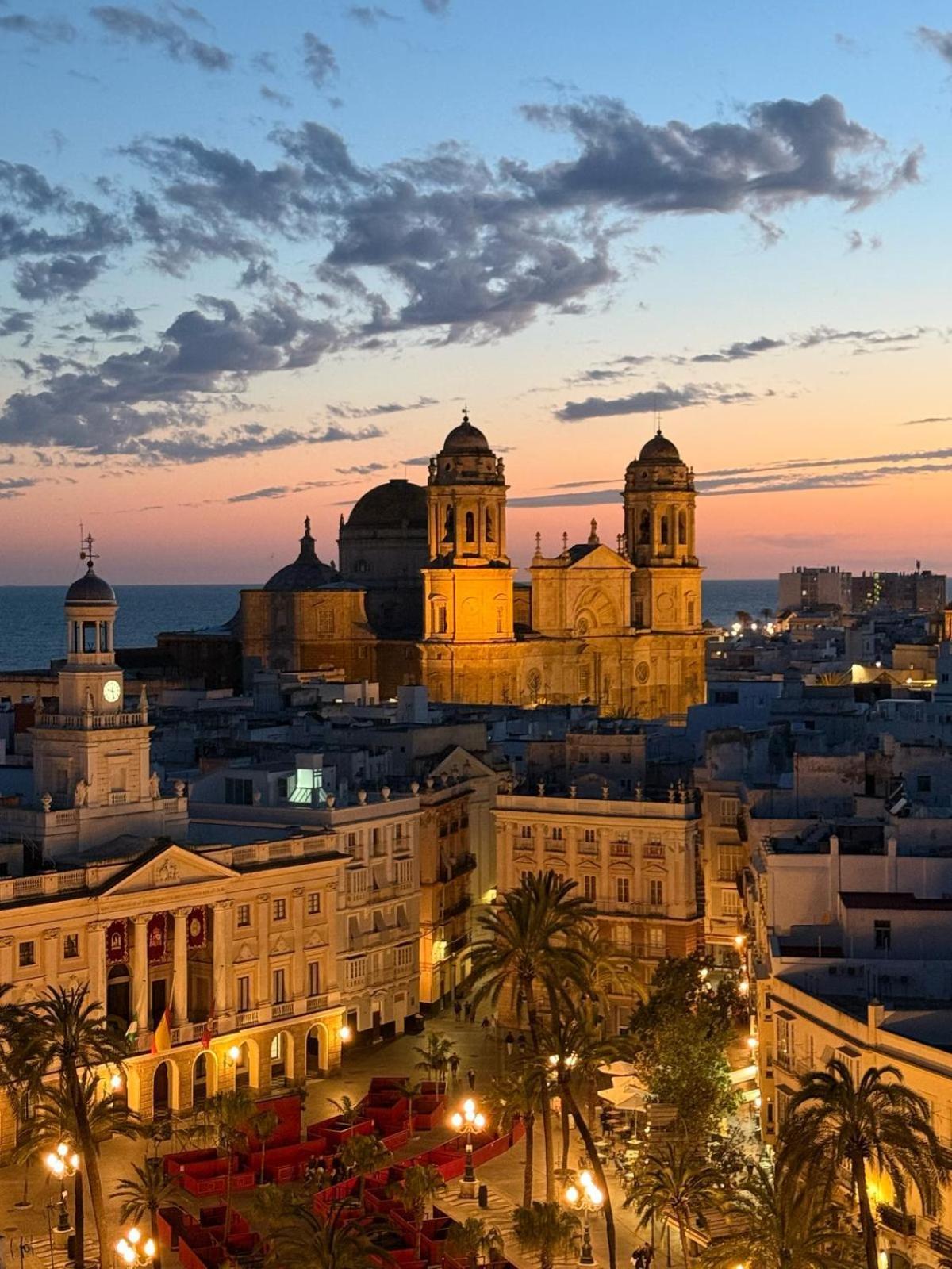 Skyline - Penthouse With 50M2 Private Terrace And Stunning Views Apartman Cádiz Kültér fotó